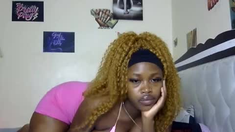 miss_sexyyy online show from April 1, 1:39 am