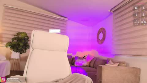 Amy Olivera online show from April 28, 12:42 pm