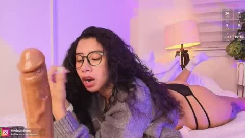 Amy Olivera online show from April 24, 1:02 pm