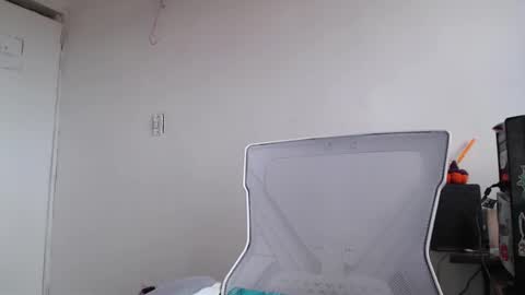 Kortana 2.0 dont forget thumbs up and follow me on twitter online show from December 13, 7:53 pm