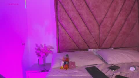 miss_sunnyy online show from April 16, 8:09 pm