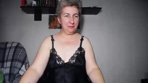 Snapshot of miss_tasha_kom chatting on October 10, 12:44 pm miss_tasha_kom online show from October 10, 12:44 pm