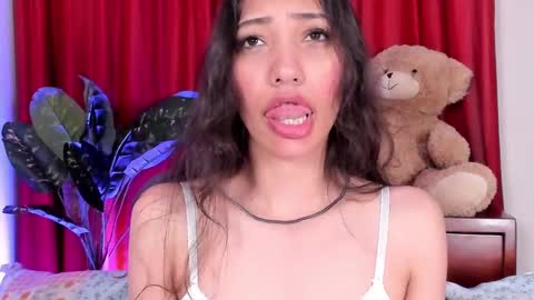 Snapshot of miss_veronica2 chatting on October 7, 2:13 pm Miss Veronica online show from October 7, 2:13 pm