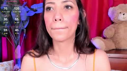 Snapshot of miss_veronica2 chatting on October 20, 1:16 pm Miss Veronica online show from October 20, 1:16 pm