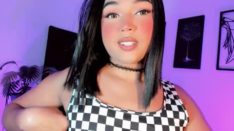 miss_zz online show from February 20, 9:17 pm