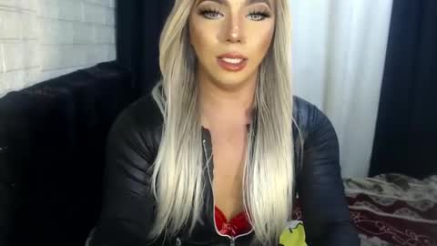 AIRA online show from December 3, 11:29 pm