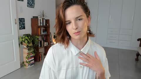 Alexandra Thorn online show from February 20, 1:35 pm