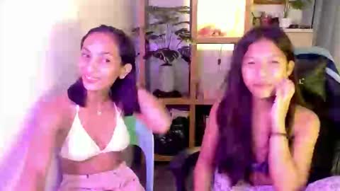Alona online show from March 11, 2:42 pm
