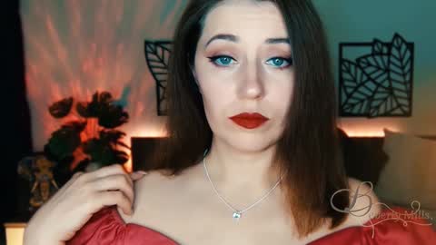 The divine Beverly online show from February 2, 6:10 pm