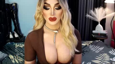 PRIESTESS CHANNEL online show from March 3, 8:16 am