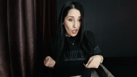 Miss online show from March 28, 11:28 pm