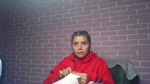 melodie  online show from December 19, 10:11 am