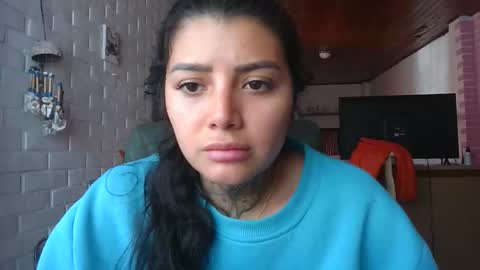 melodie  online show from November 18, 4:54 pm