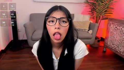 Julieta Arboleda   but i like call me esme online show from February 26, 11:11 am