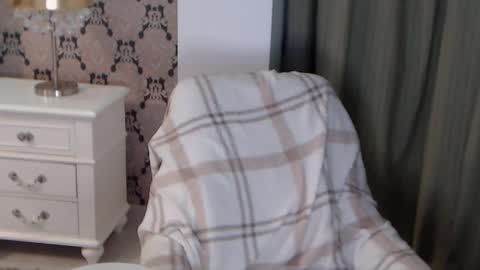 Snapshot of missjenny7 chatting on October 14, 10:02 pm MissJenny7 online show from October 14, 10:02 pm