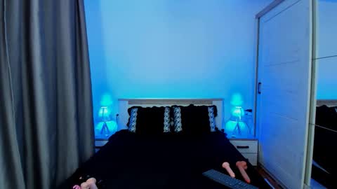 Miss Karla online show from October 24, 2:40 pm