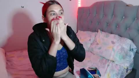 misskarol18 online show from October 16, 11:32 am