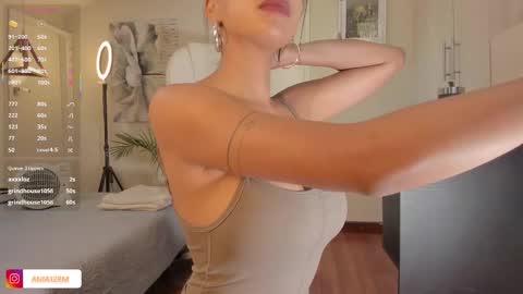 Snapshot of missketzaly chatting on October 11, 1:49 pm Ania online show from October 11, 1:49 pm