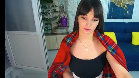 MissLaura online show from March 10, 10:28 am