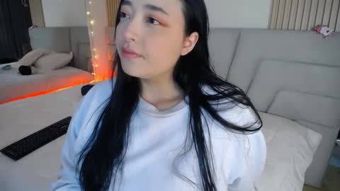 Miss Loise online show from December 15, 2:40 am