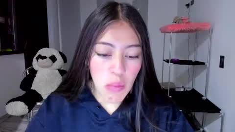 missloren333 online show from February 20, 7:12 am