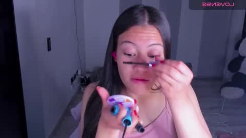 missloren333 online show from September 13, 8:50 am