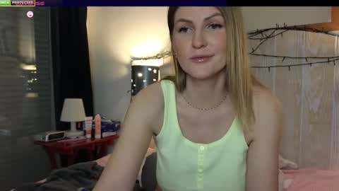 Snapshot of misslucci chatting on January 10, 2:45 pm Misslucci online show from January 10, 2:45 pm