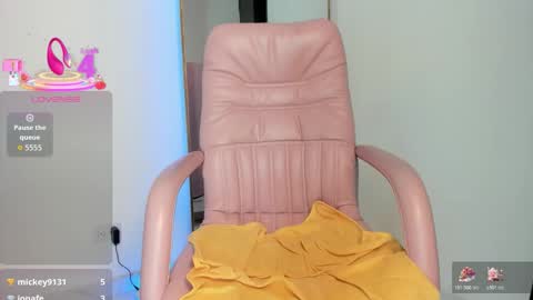 misslya0 online show from December 20, 5:03 am