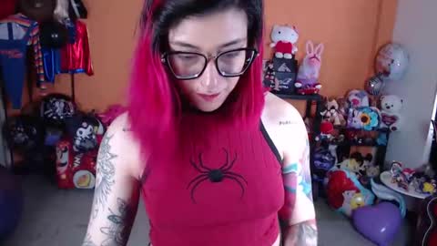 Snapshot of missmia2 chatting on October 3, 6:05 pm Miss Mia online show from October 3, 6:05 pm