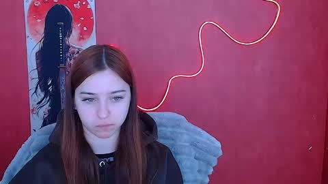 Mia online show from February 9, 12:42 pm