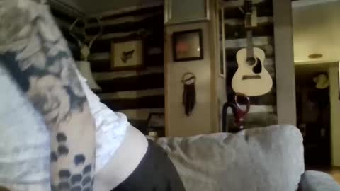 Maxxx online show from October 18, 5:55 am