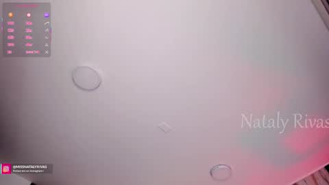 Snapshot of missnataly_ chatting on September 29, 9:47 pm Nataly Rivas online show from September 29, 9:47 pm