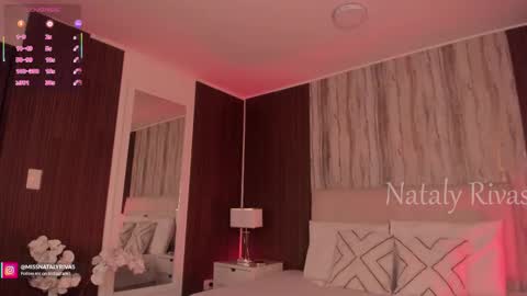 Snapshot of missnataly_ chatting on October 21, 9:51 pm Nataly Rivas online show from October 21, 9:51 pm