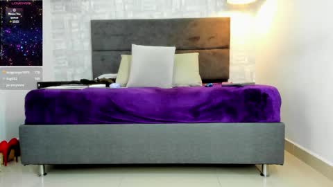 Snapshot of missnatash_ chatting on March 5, 5:08 pm Missnatash online show from March 5, 5:08 pm