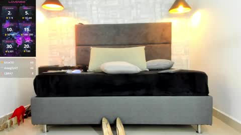 Snapshot of missnatash_ chatting on September 18, 5:28 pm Missnatash online show from September 18, 5:28 pm