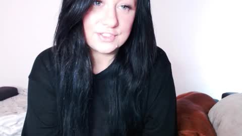 Missqueen1416 online show from October 23, 8:05 am