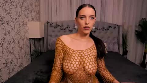 Snapshot of missrosse_ chatting on September 9, 10:21 pm Emily online show from September 9, 10:21 pm