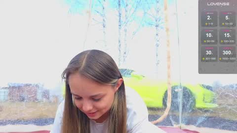 . online show from April 5, 9:50 am