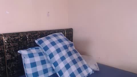 missthighsohmy online show from January 9, 2:50 am