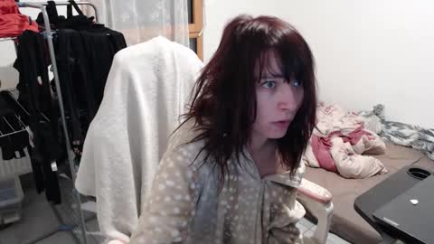 missthon online show from November 16, 11:23 am