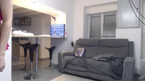 missthon online show from October 21, 8:45 pm