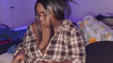 Misstrezzkristina online show from October 20, 8:25 pm