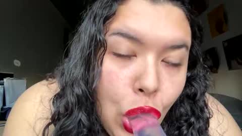 Snapshot of missvalentines chatting on January 29, 9:17 pm Miss Valentine online show from January 29, 9:17 pm