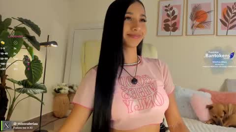 Snapshot of missvaleriaa chatting on October 2, 1:10 pm Valeria Davila online show from October 2, 1:10 pm