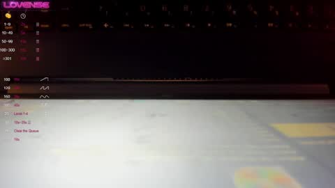 missvalery1 online show from January 22, 11:32 pm