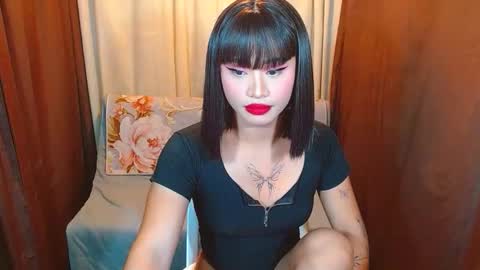 Snapshot of missviolet11 chatting on October 9, 11:05 am SweetViolet online show from October 9, 11:05 am