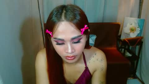Snapshot of missviolet11 chatting on February 18, 10:49 am SweetViolet online show from February 18, 10:49 am