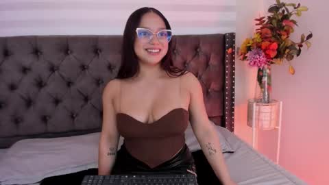 Miss online show from November 24, 9:46 pm