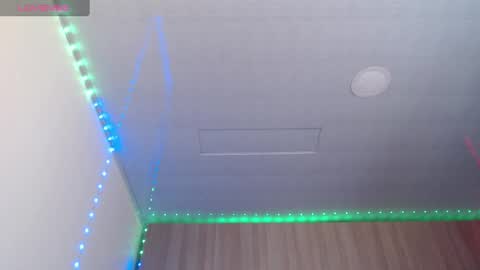 Snapshot of missy_kat87 chatting on September 9, 7:58 pm missy_kat87 online show from September 9, 7:58 pm