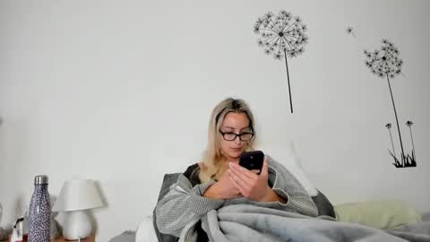 Missy matrix online show from November 7, 10:07 am